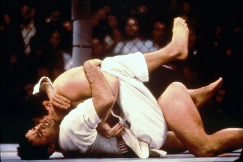 Royce Gracie grapples with Dan Severn in the UFC 4 tournament final